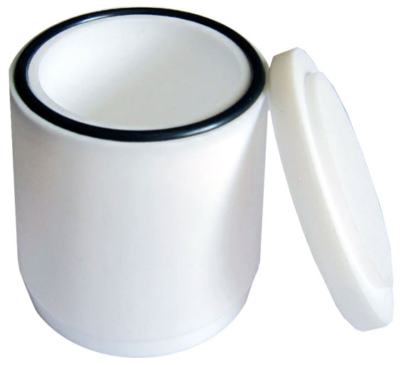 A 100ml Non-sticky 100ml PTFE Grinding Jar with Lid