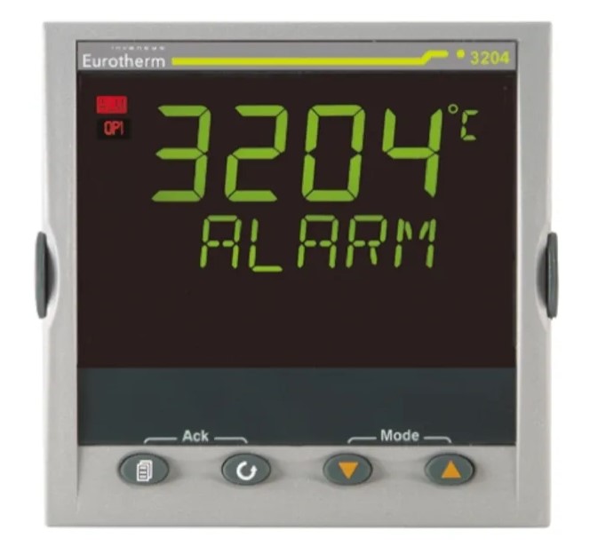 Eurotherm 3204 Temperature/ Process Controller with 5x8-Segment Ramp PID